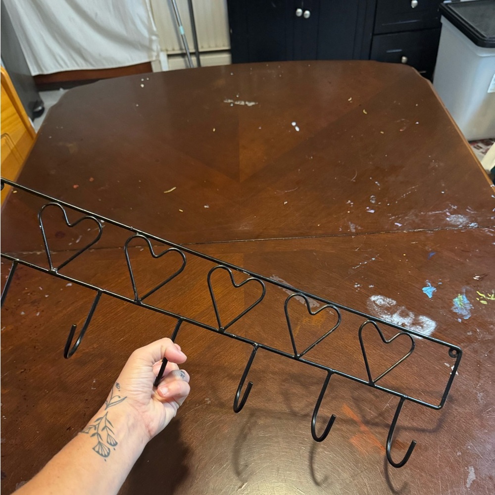 Heart Design Black Wall Hook Rack